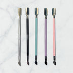 Kovový zatláčač nechtovej kožičky